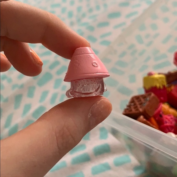 SHOPKINS - Picture 4 of 5